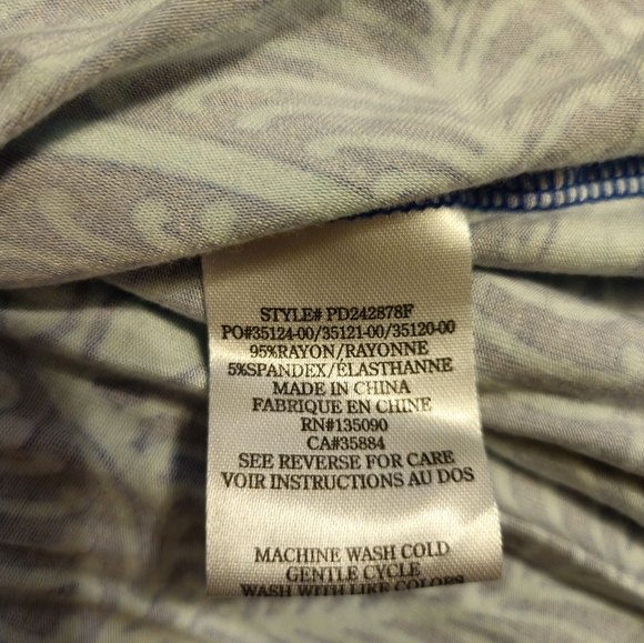 Z Supply Dark and Light Blue Floral Wave Patterned Maxi Dress - Picture 8 of 11